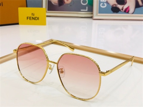 Fendi sunglass-521